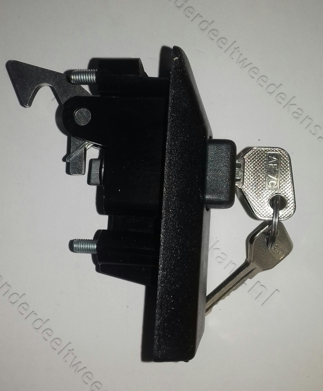 Motorkap sluiting compleet met sleutels Fiat 126